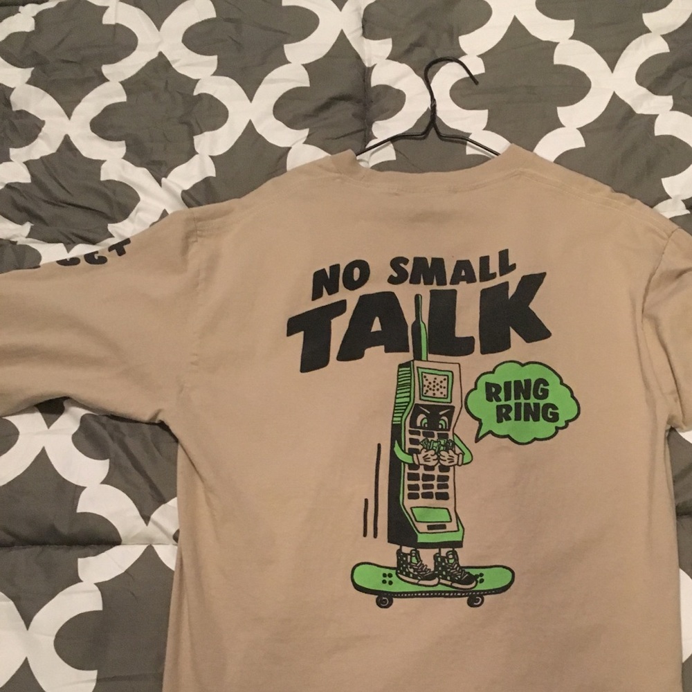 Long sleeve tee